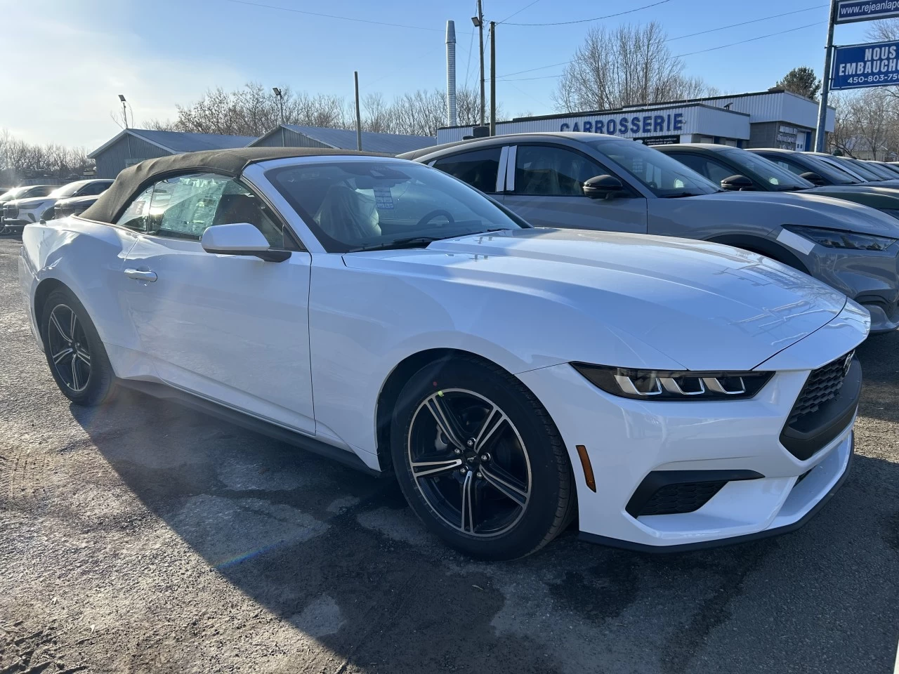 2025 Ford Mustang EcoBoost Main Image