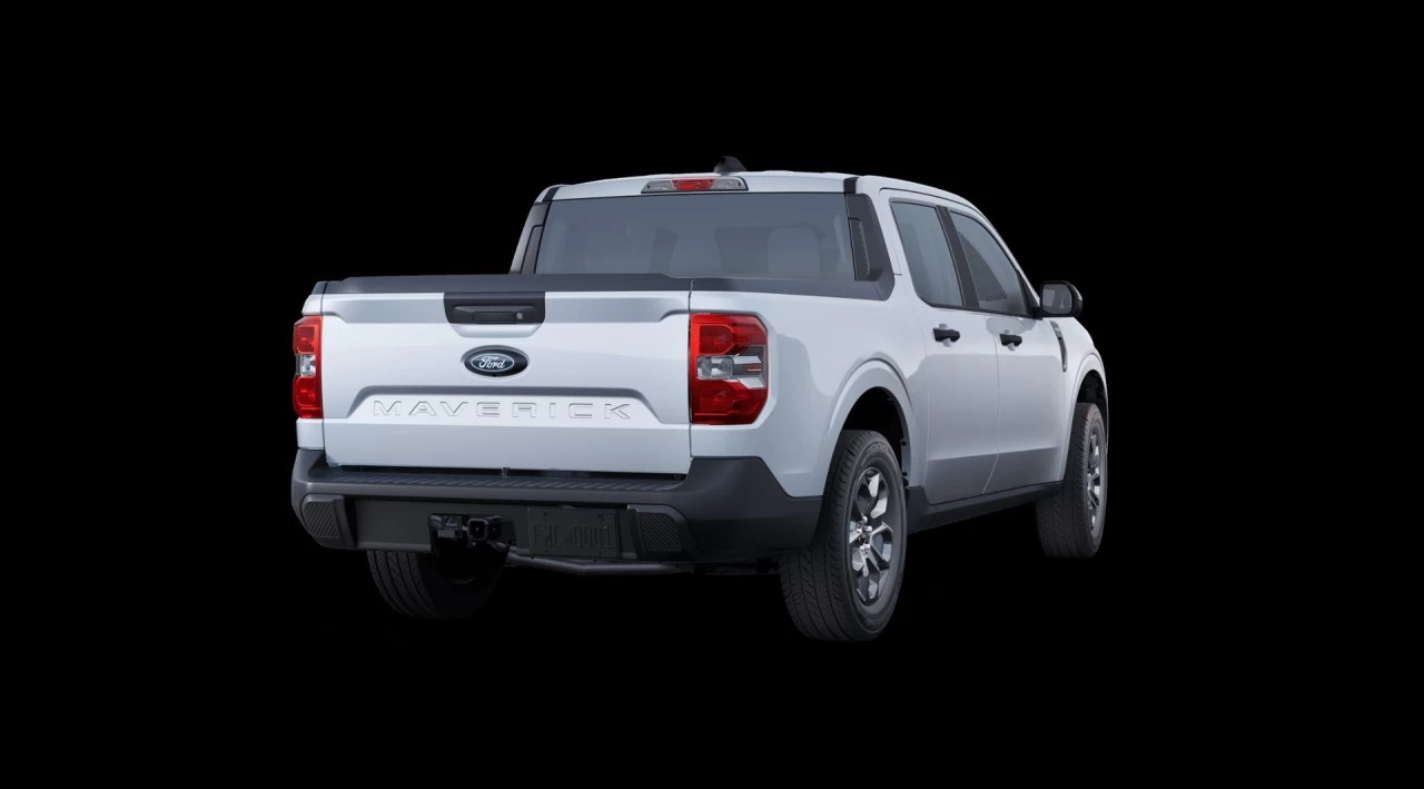 2025 Ford Maverick XLT Main Image