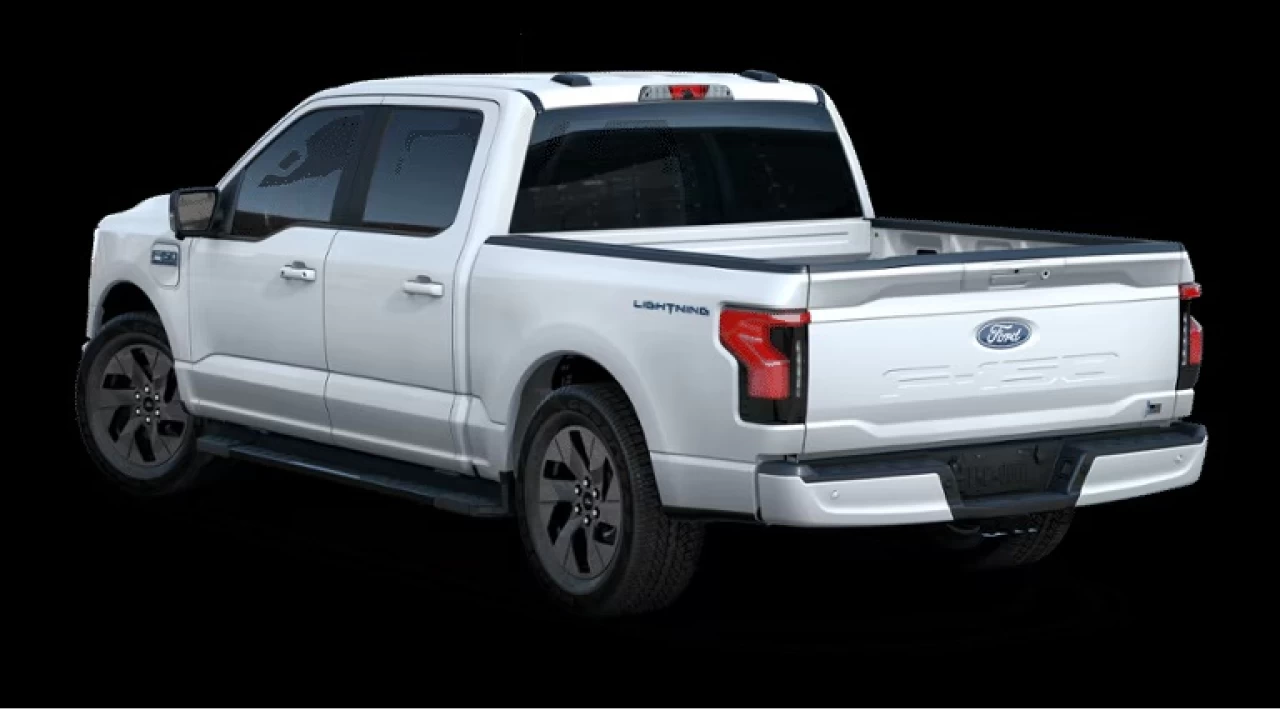 2024 Ford F-150 Lightning FLASH 4x4 https://www.st-norbertford.com/resize/b990ff35b810a3abc0cc817b2ca24889-1