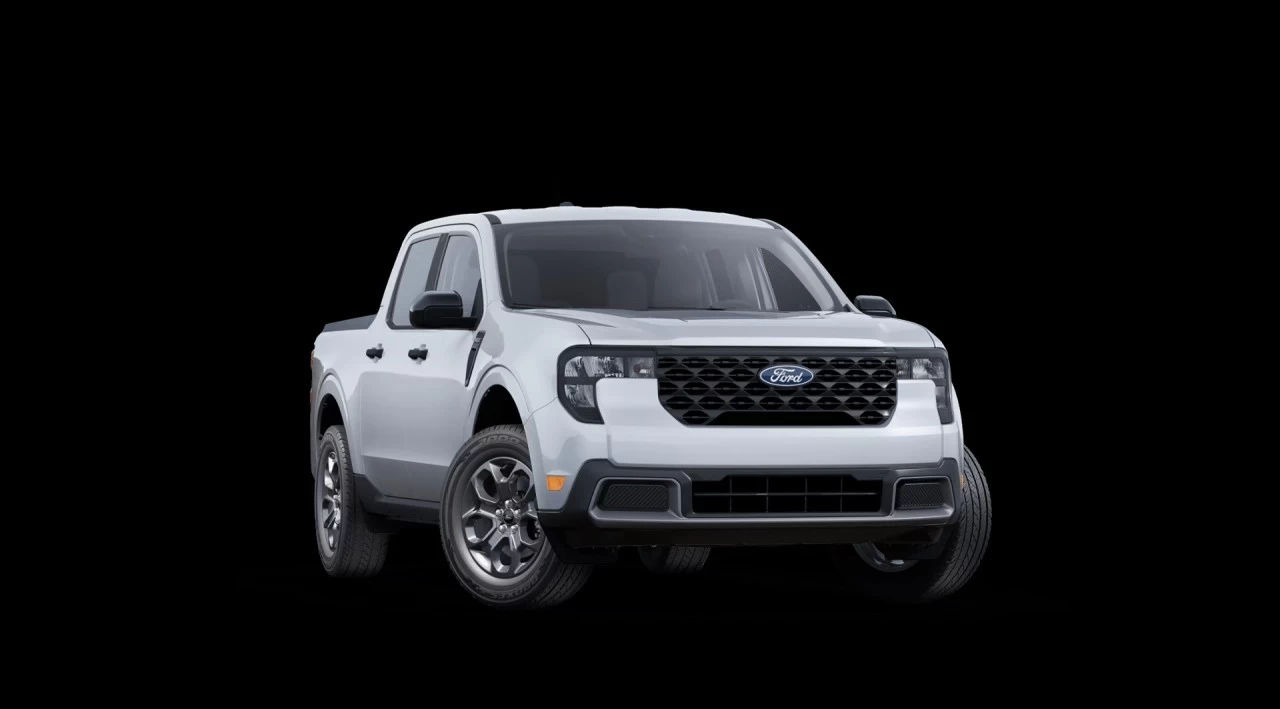 2025 Ford Maverick XLT Main Image