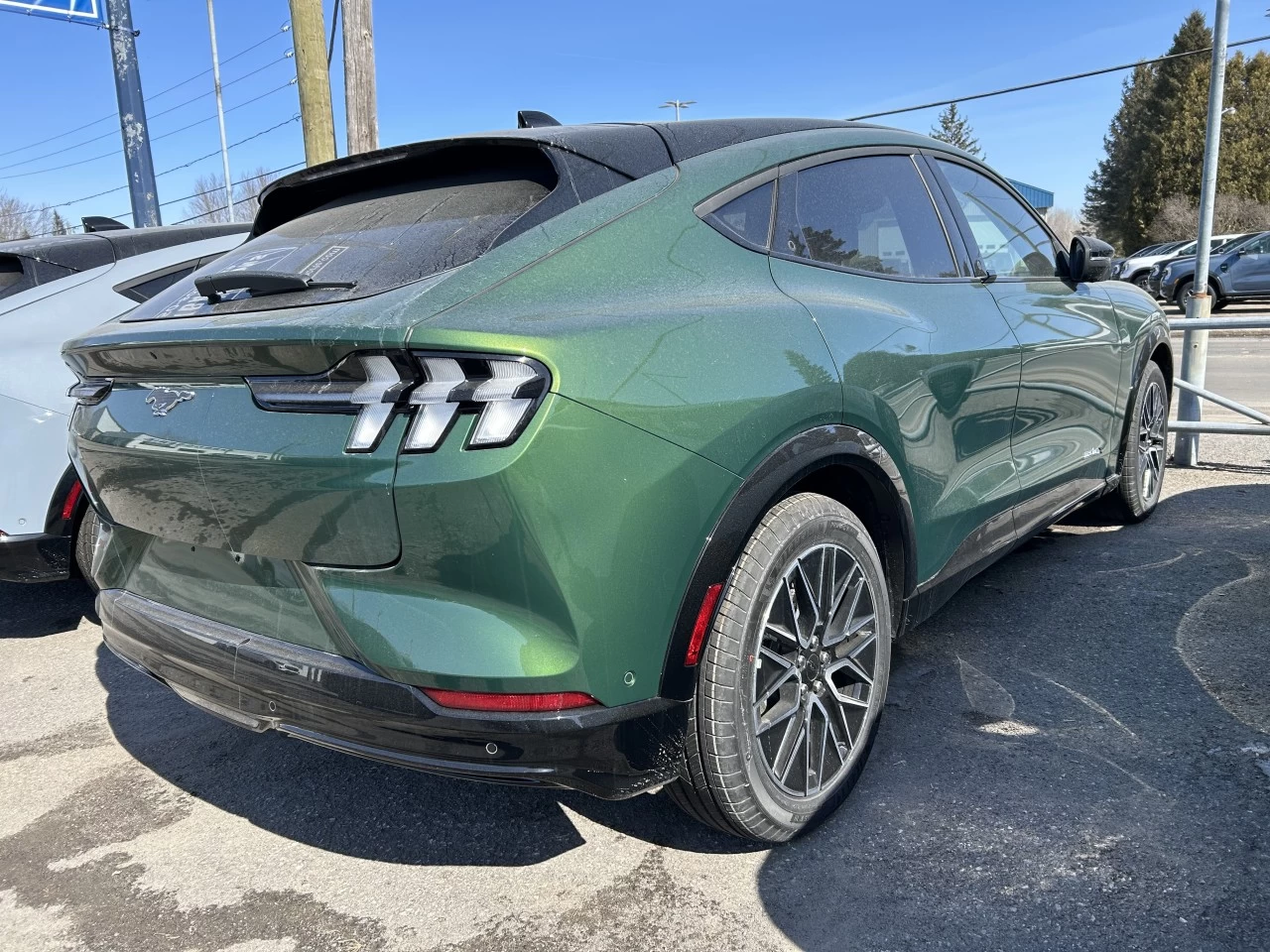 2024 Ford Mustang Mach-E PREMIUM X AWD https://www.st-norbertford.com/resize/b990ff35b810a3abc0cc817b2ca24889-1