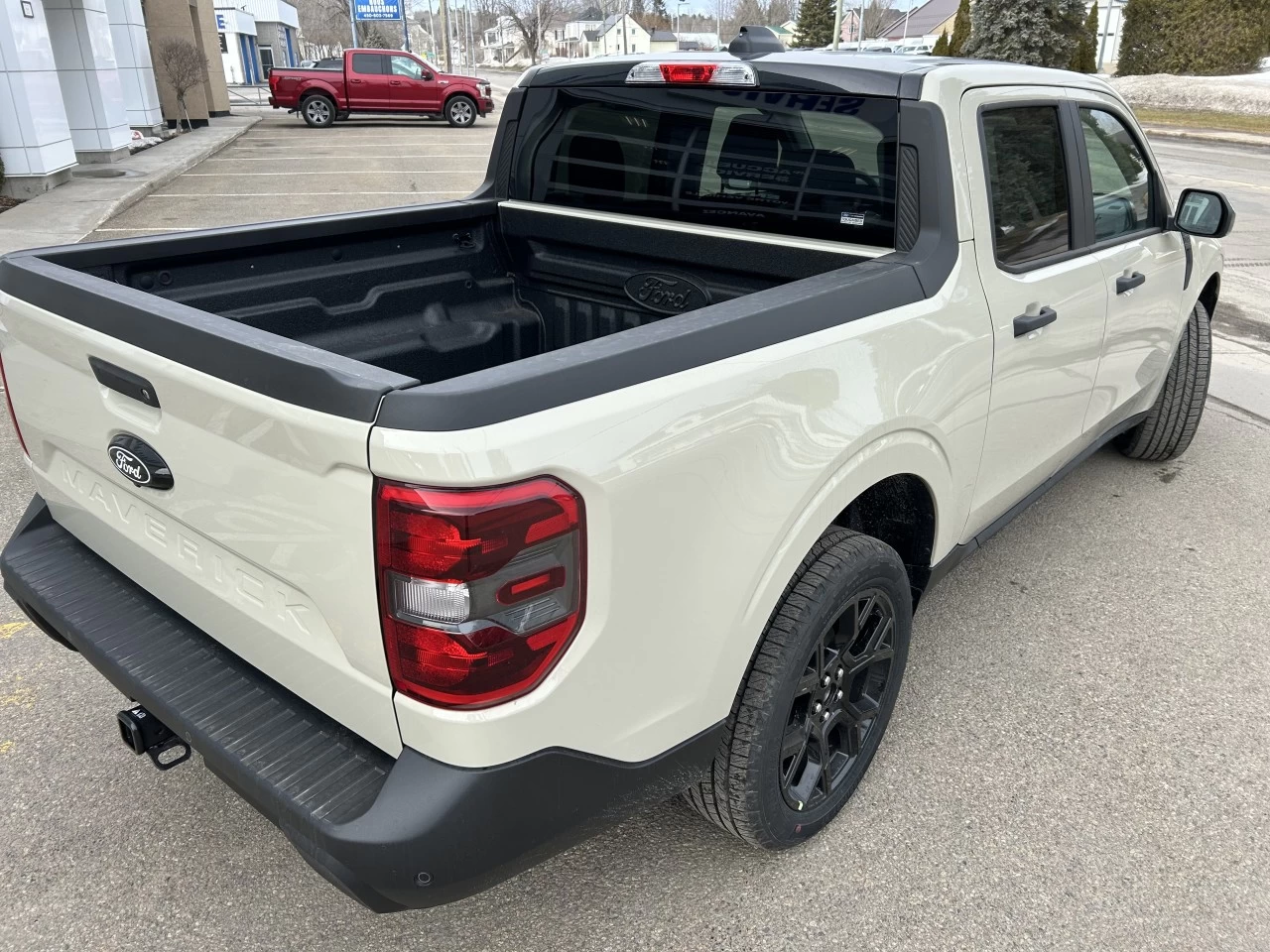 2025 Ford Maverick XLT Main Image