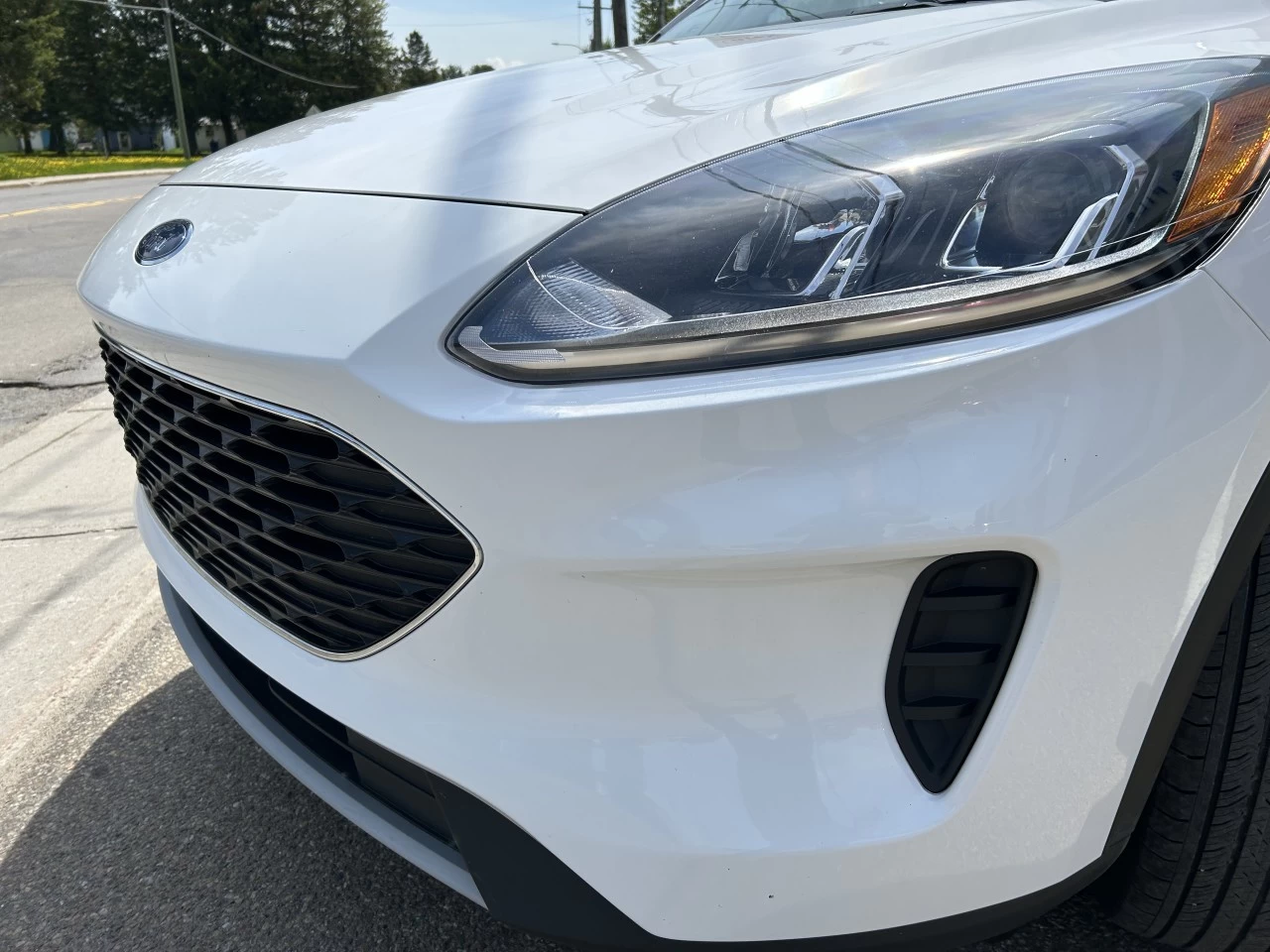2022 Ford Escape SE AWD Image principale