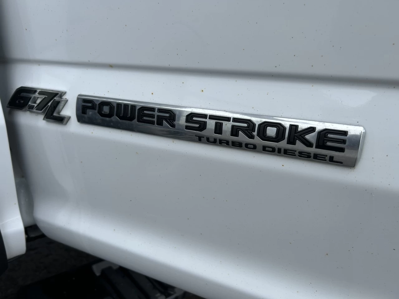 2017 Ford Super Duty F-550 DRW XLT Main Image