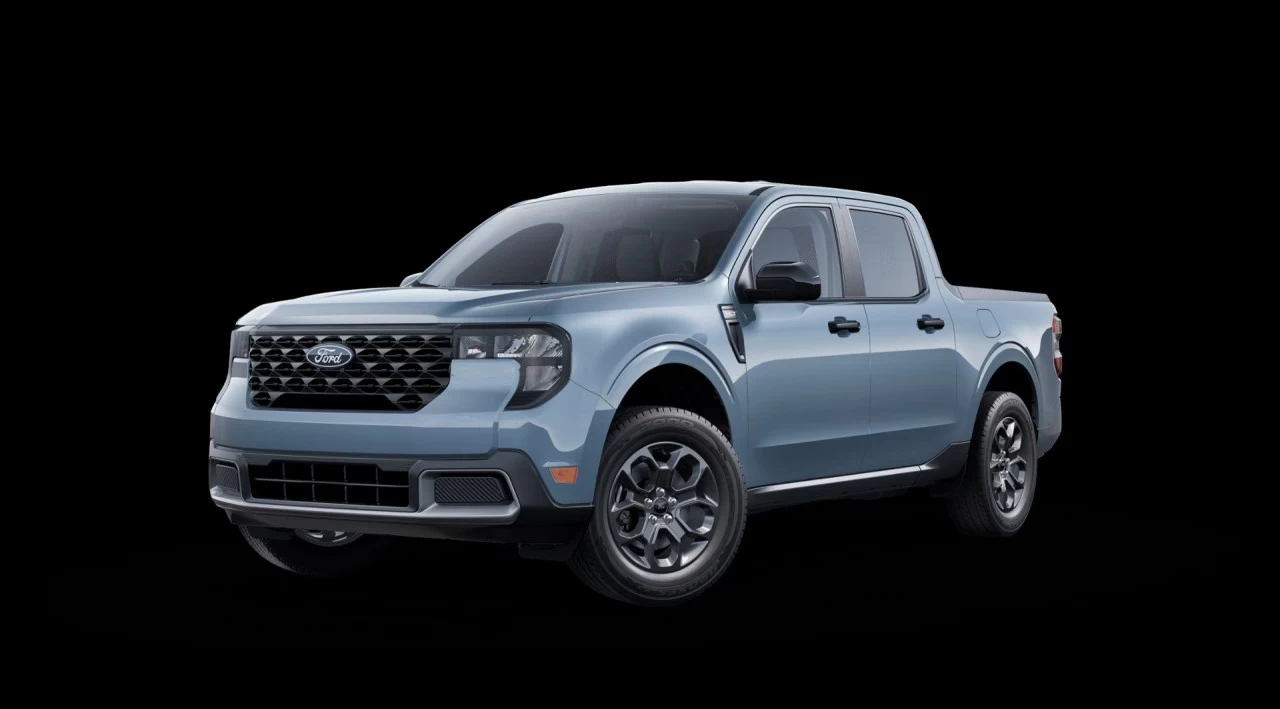 2025 Ford Maverick XLT Main Image