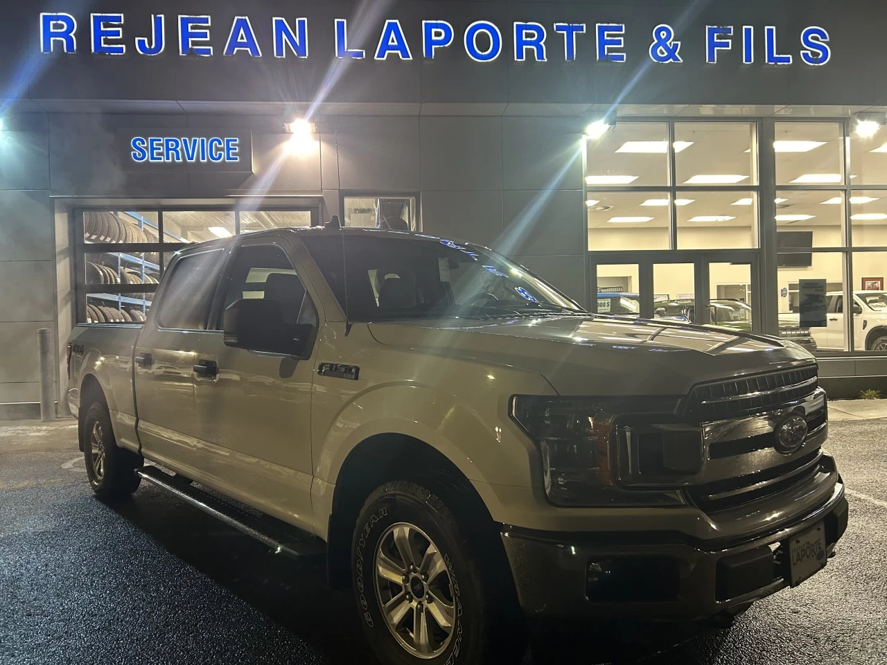 2019 Ford F-150 XLT 4X4 Image principale