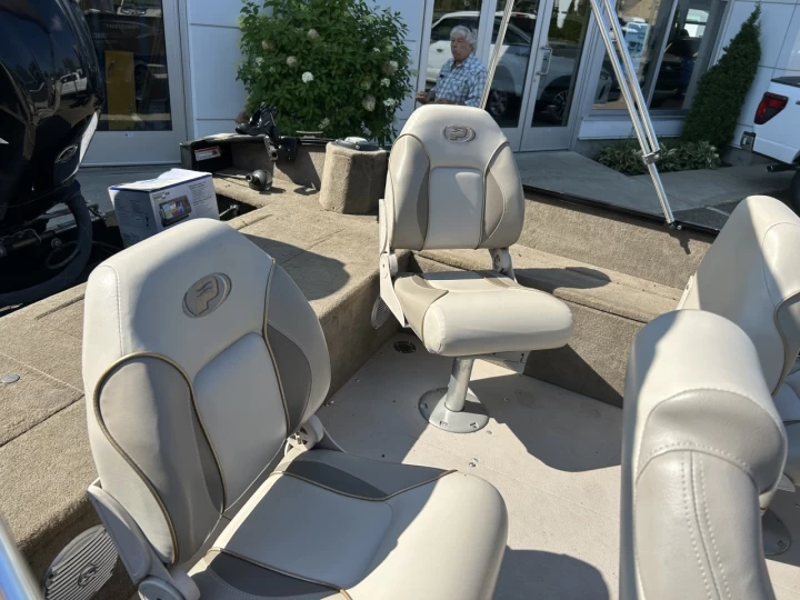 2013 Forest River Sunseeker LE PRINCECRAFT HUDSON DLX