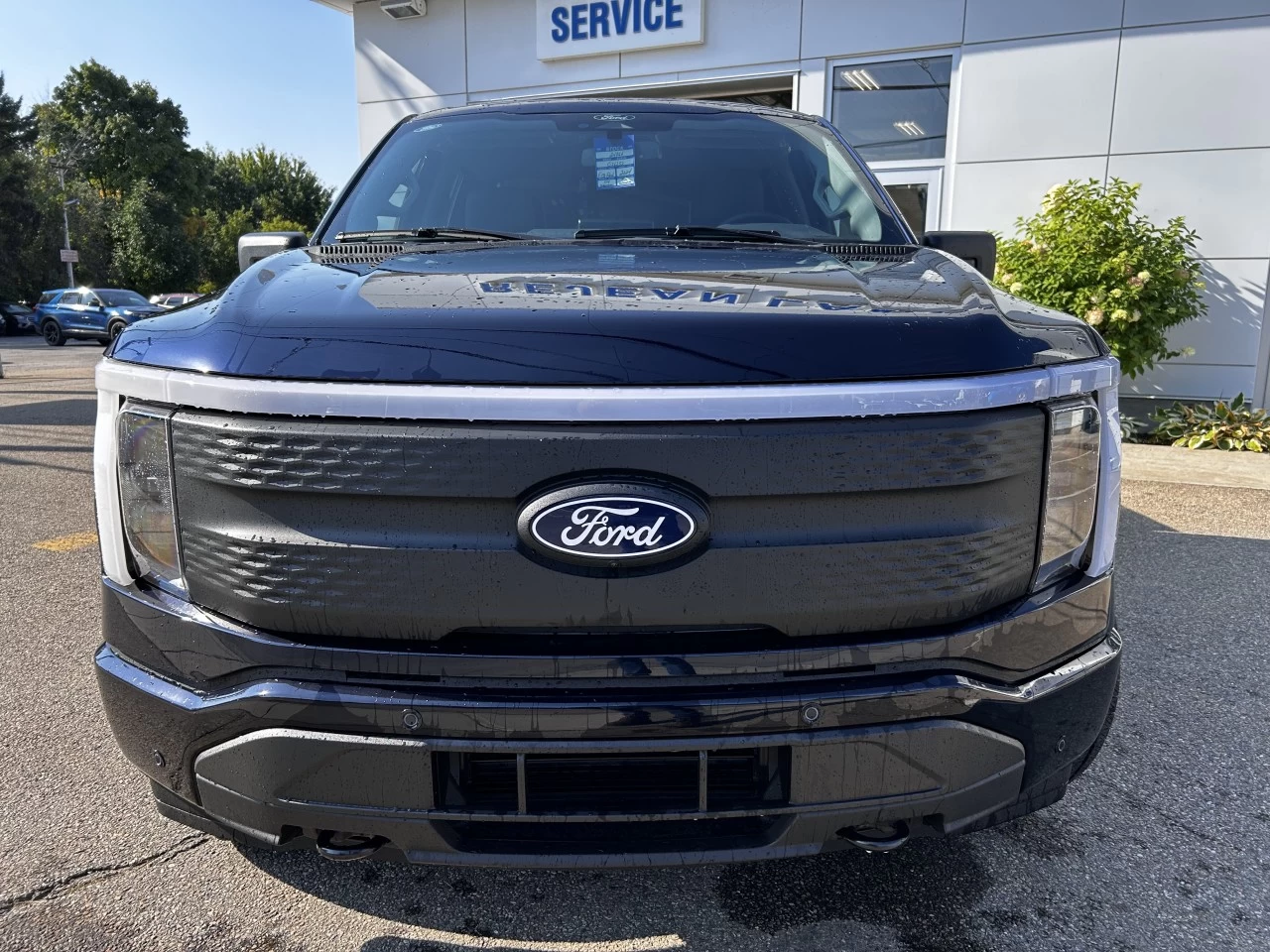 2024 Ford F-150 Lightning FLASH 4x4 https://www.st-norbertford.com/resize/b990ff35b810a3abc0cc817b2ca24889-1