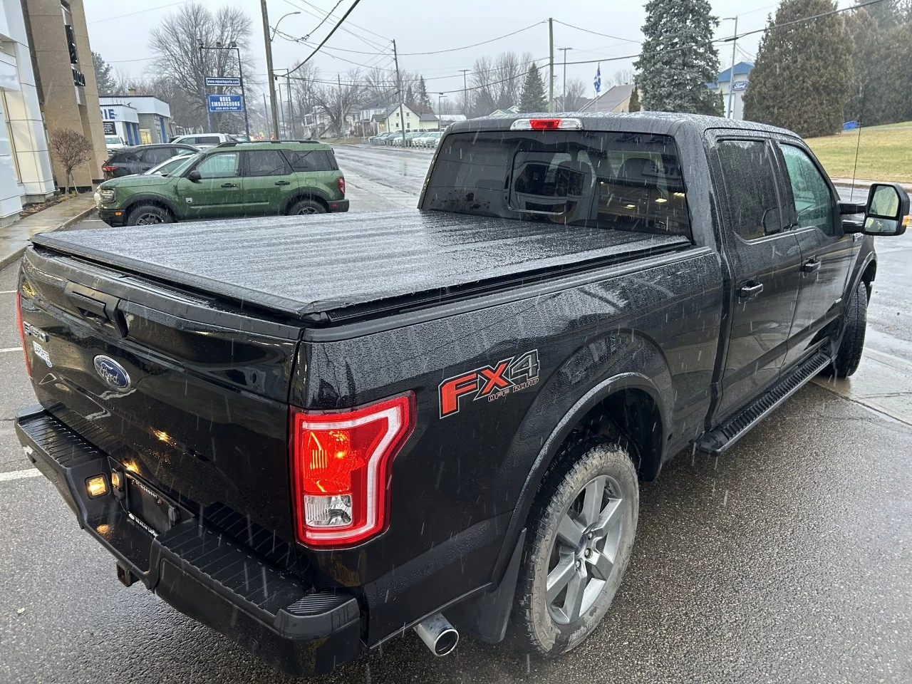 2016 Ford F-150 XLT 4x4 302A Haut Niveau Main Image