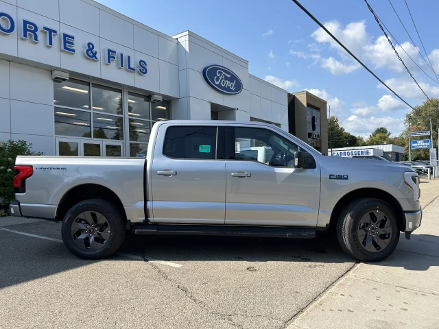 Ford F-150 Lightning FLASH 2024