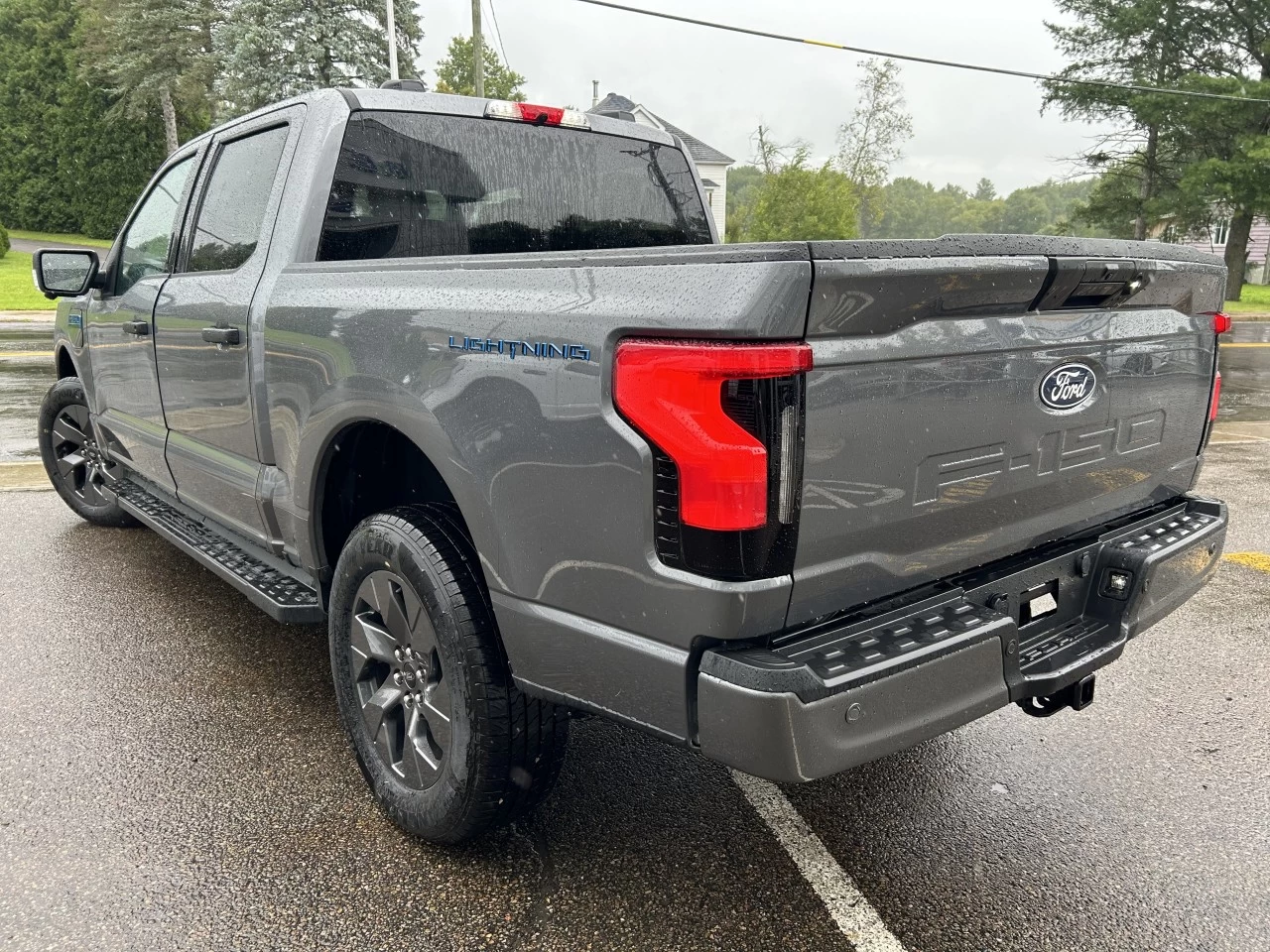 2024 Ford F-150 Lightning XLT 311A https://www.st-norbertford.com/resize/b990ff35b810a3abc0cc817b2ca24889-1