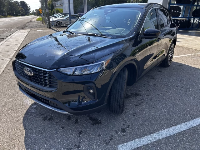 Ford Escape PHEV 2024