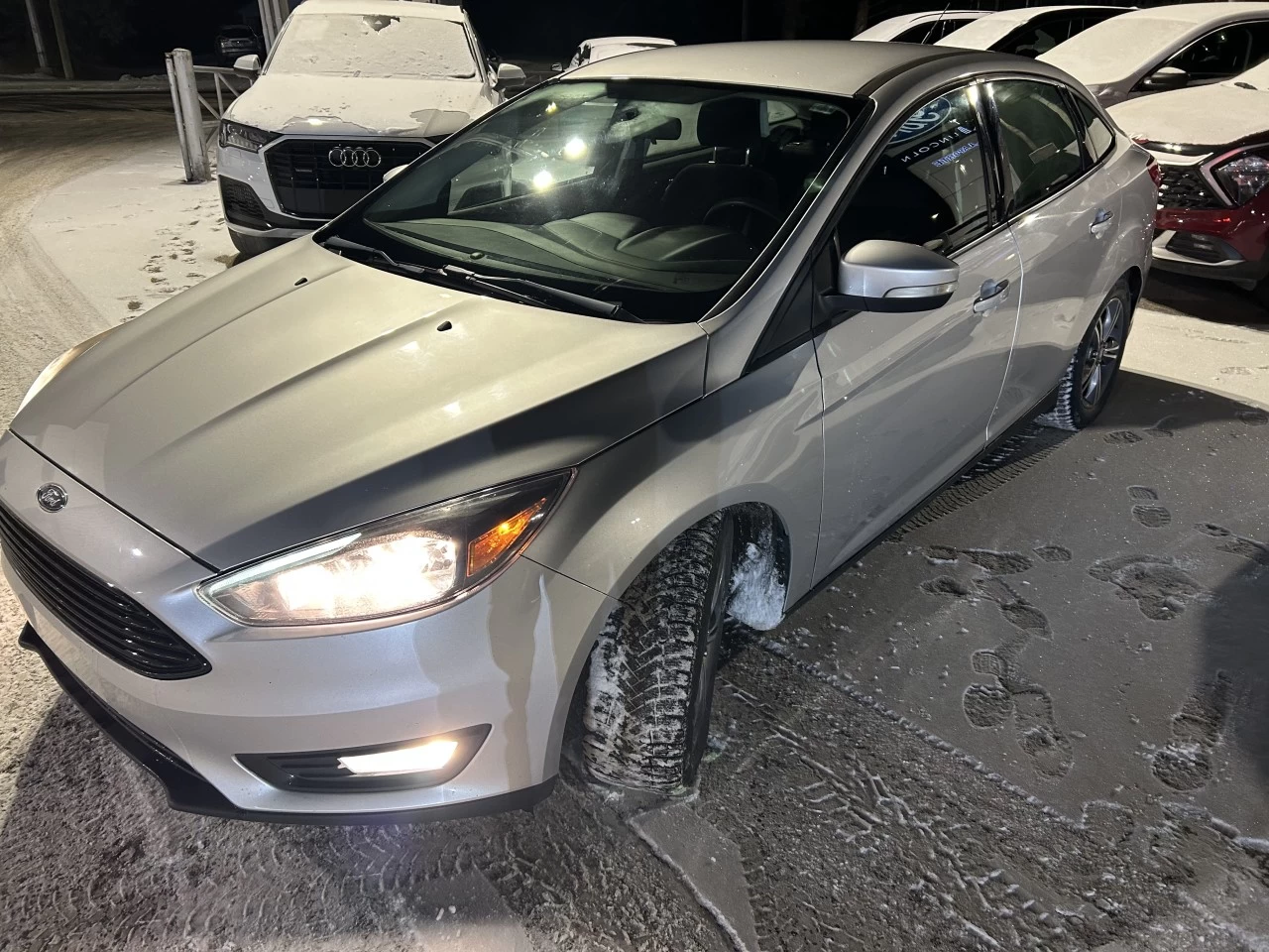 2017 Ford Focus SE Main Image