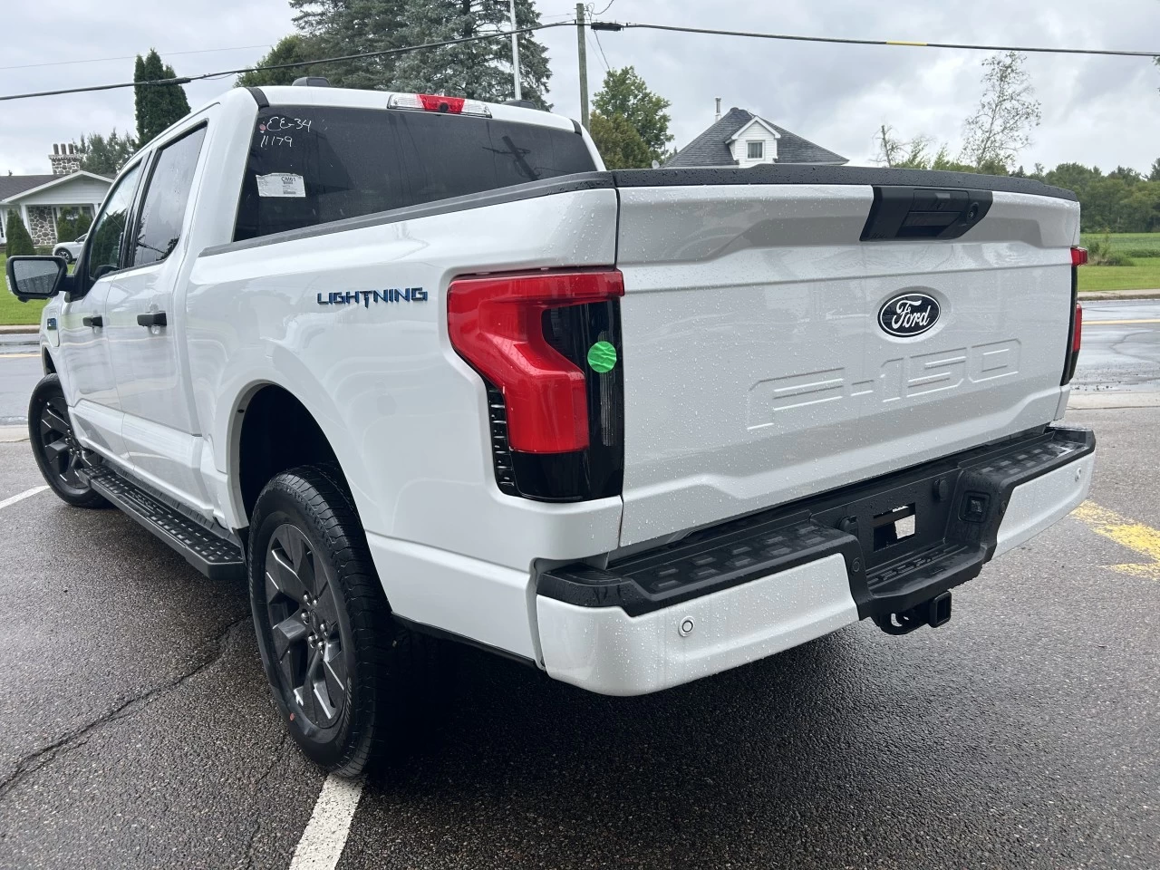 2024 Ford F-150 Lightning XLT https://www.st-norbertford.com/resize/b990ff35b810a3abc0cc817b2ca24889-1