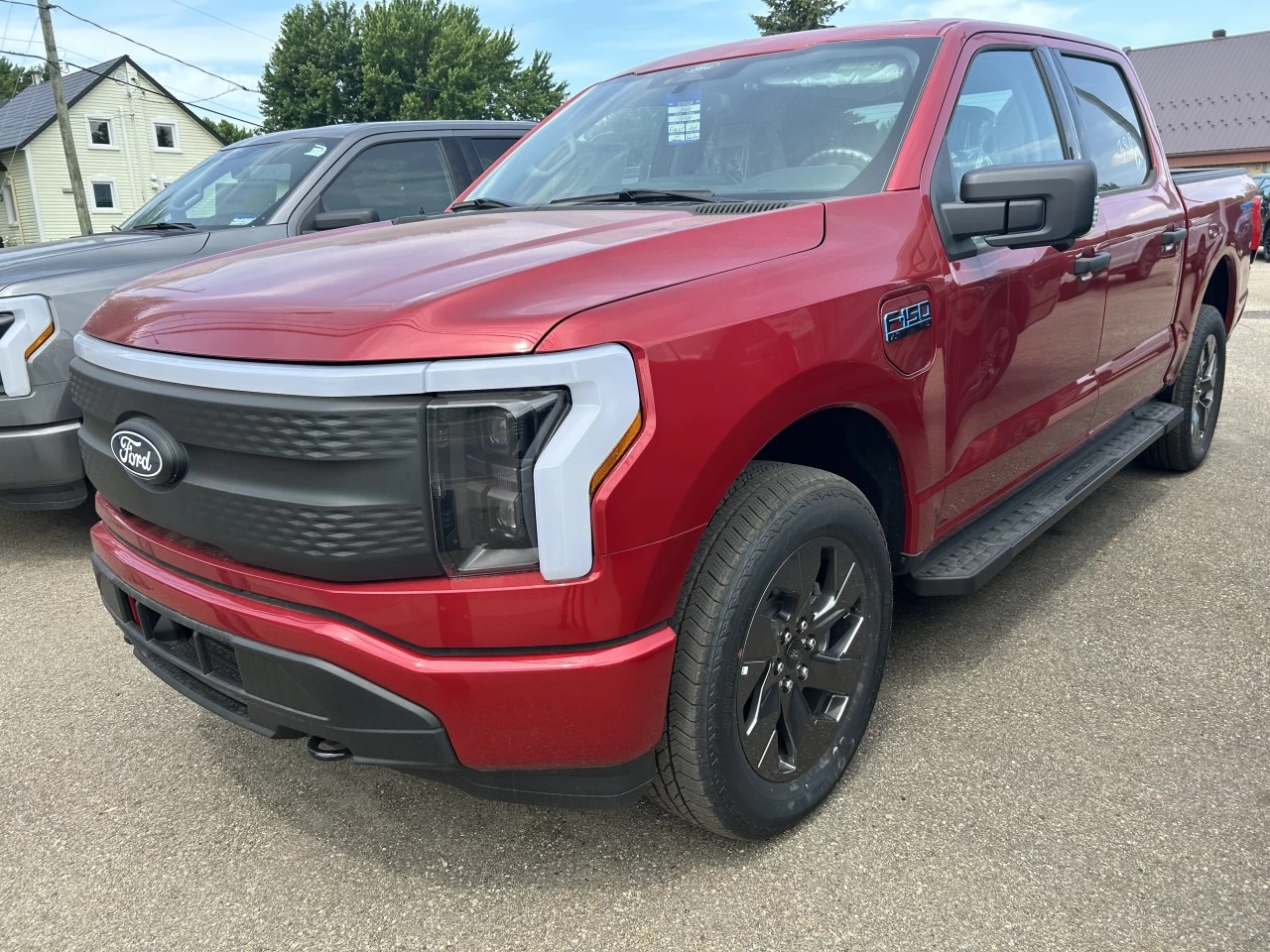 2024 Ford F-150 Lightning XLT https://www.st-norbertford.com/resize/b990ff35b810a3abc0cc817b2ca24889-1