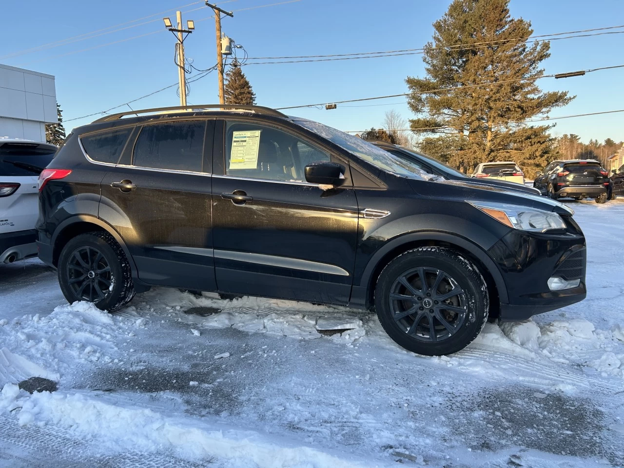 2015 Ford Escape SE Main Image