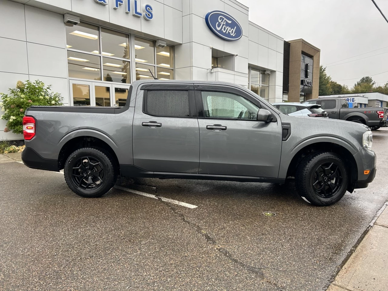 2022 Ford Maverick LARIAT Main Image