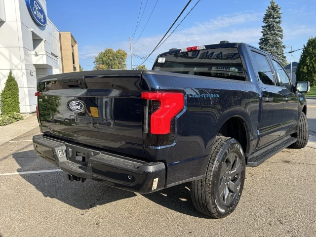 Ford F-150 Lightning XLT 4x4 2024