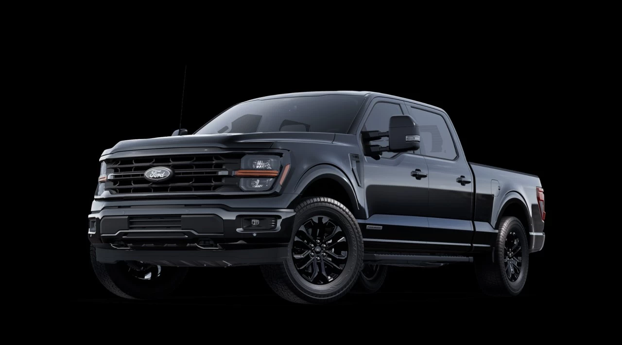 2025 Ford F-150 XLT Main Image