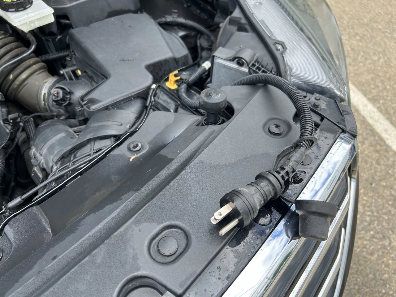 2017 Ford Escape SE AWD Image principale
