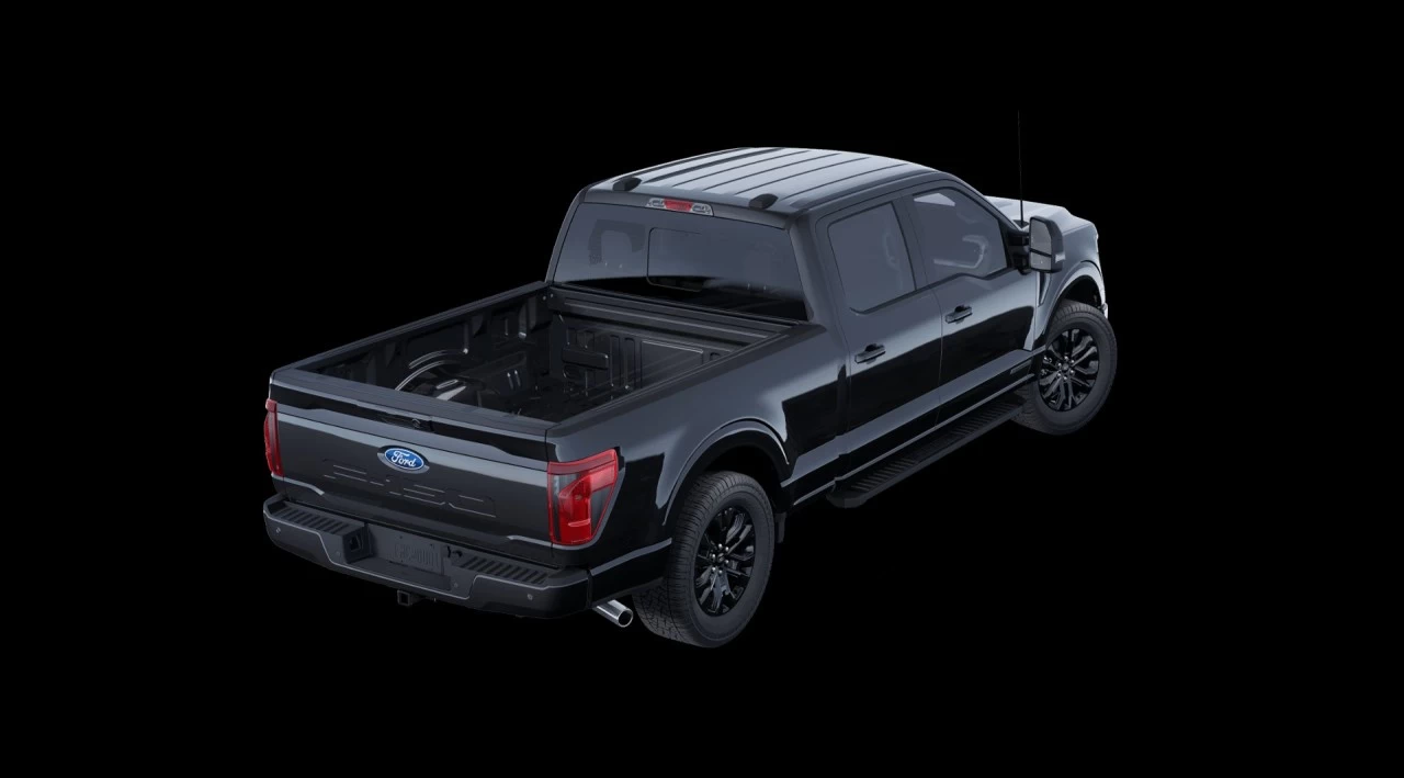 2025 Ford F-150 XLT Main Image