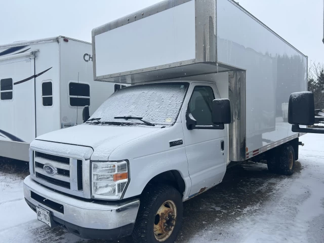 Ford Coupé Econoline Commercial E-450 Super Duty DRW 2017