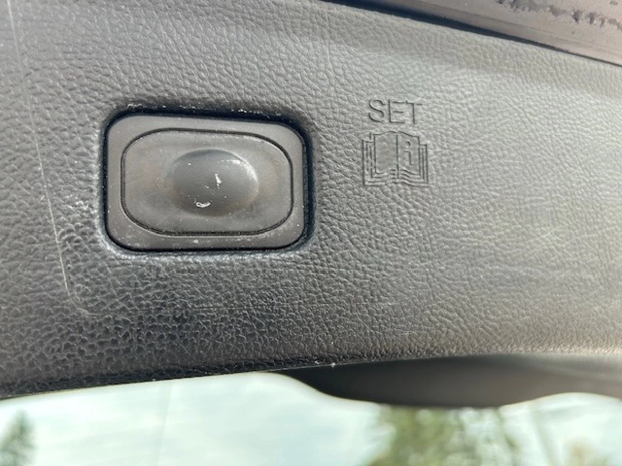 2019 Ford Edge SEL Main Image