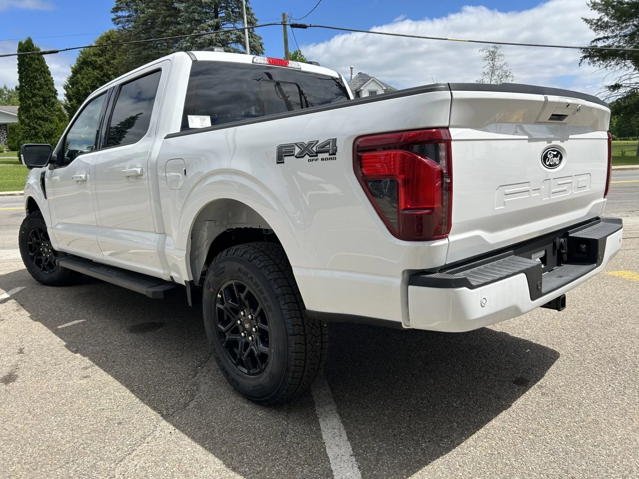 2024 Ford F-150 XLT Main Image