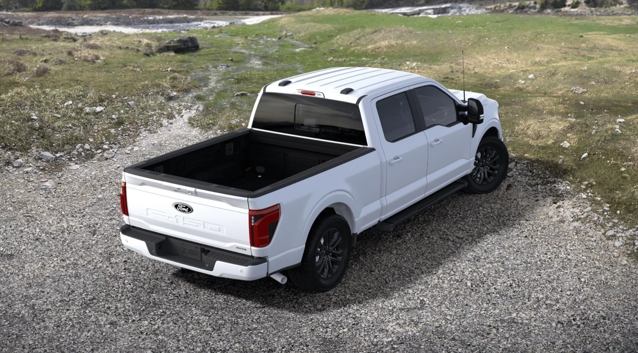 2024 Ford F-150 XLT Main Image