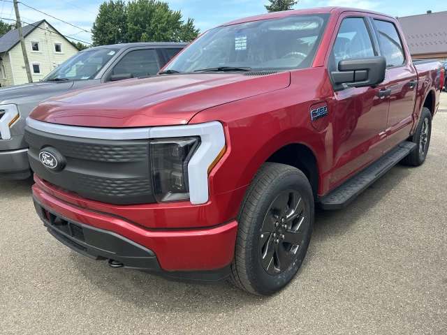 Ford F-150 Lightning XLT 2024