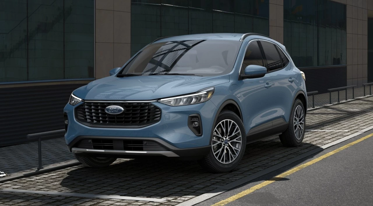 2025 Ford Escape PHEV Main Image