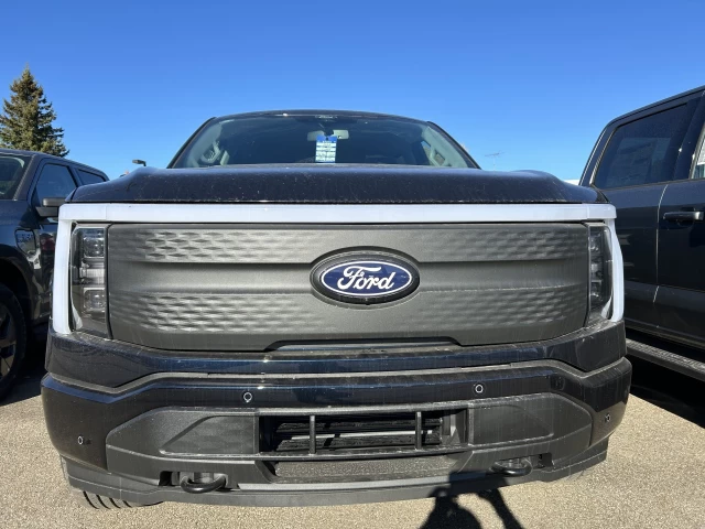 Ford F-150 Lightning FLASH 4X4 2024