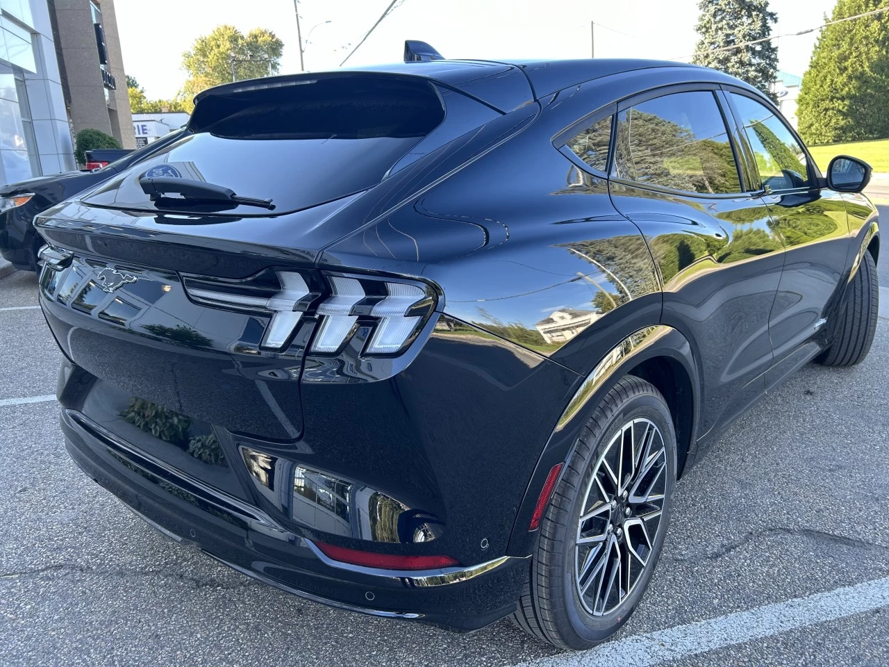 2024 Ford Mustang Mach-E Premium AWD https://www.st-norbertford.com/resize/b990ff35b810a3abc0cc817b2ca24889-1