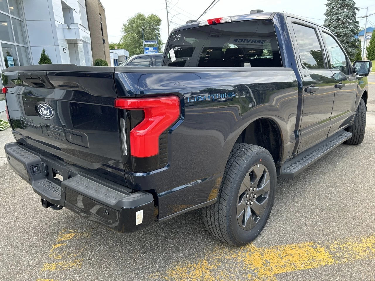 2024 Ford F-150 Lightning XLT Main Image