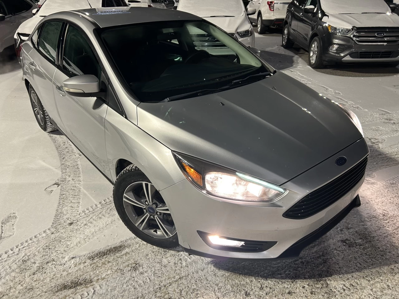 2017 Ford Focus SE Main Image