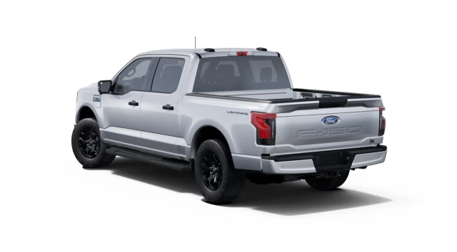 Ford F-150 Lightning XLT 4x4 2024