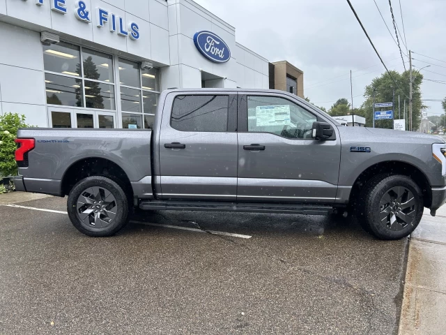 Ford F-150 Lightning XLT 311A 2024