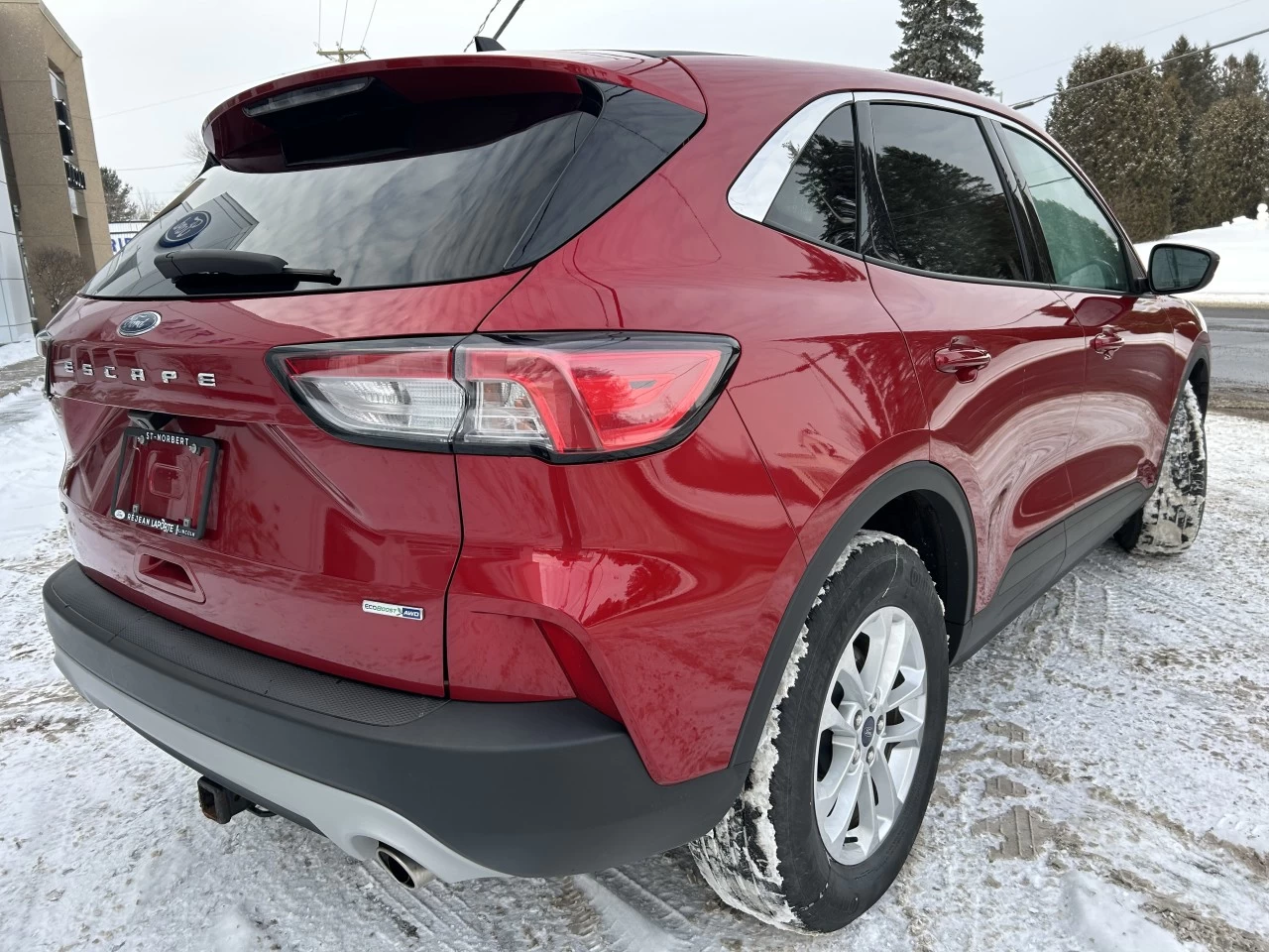 2020 Ford Escape SE Main Image