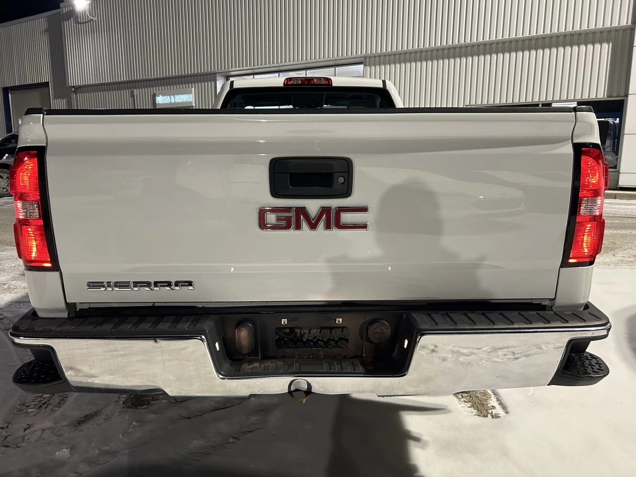 2016 GMC Sierra 1500 2WD Reg Cab Image principale