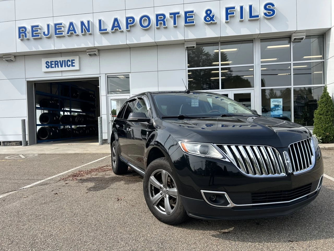 2014 Lincoln MKX AWD 4dr Main Image