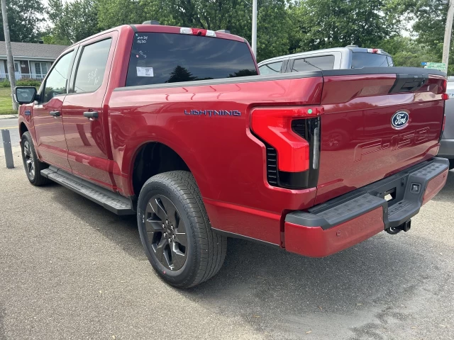 Ford F-150 Lightning XLT 2024