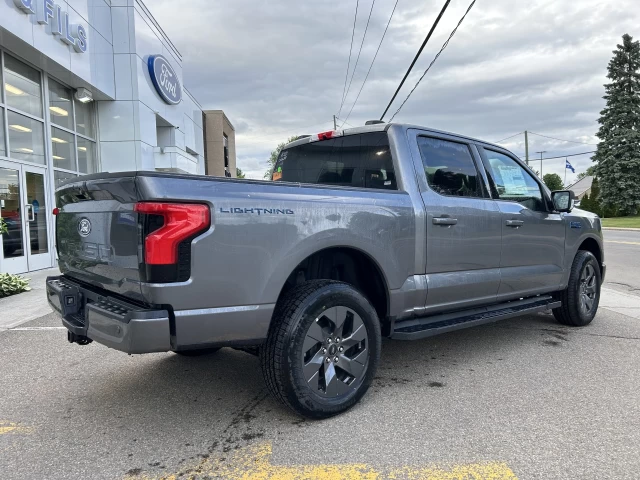 Ford F-150 Lightning Flash 2024