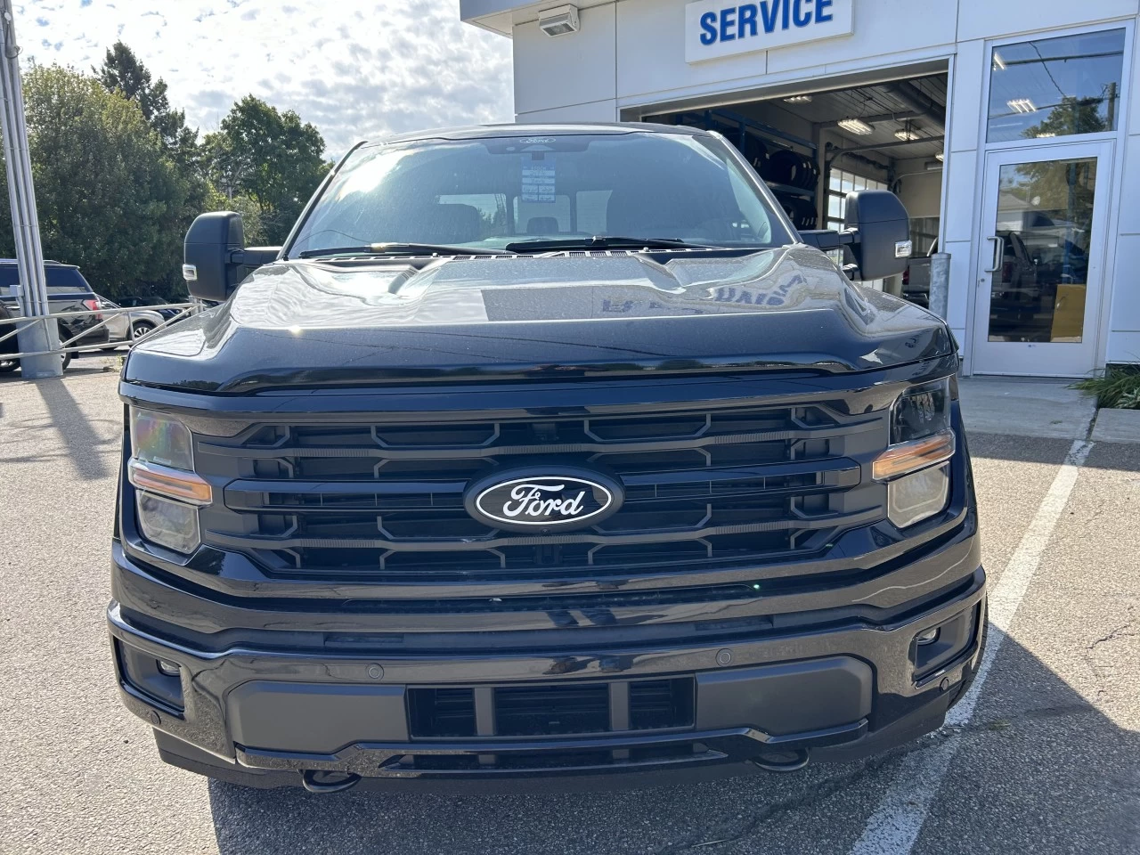 2024 Ford F-150 XLT Main Image