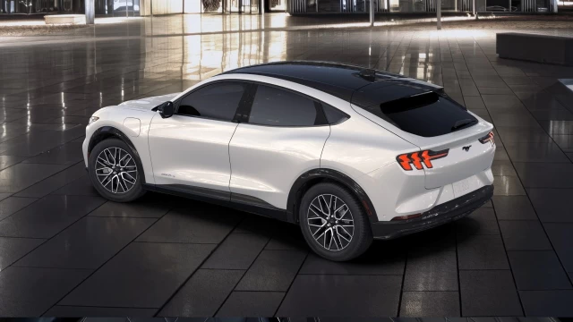 Ford Mustang Mach-E Premium AWD 2024