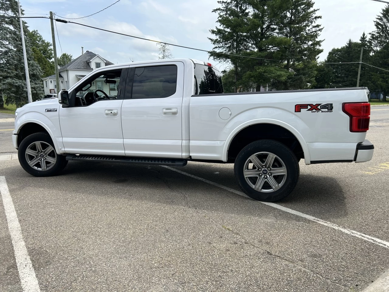 2019 Ford F-150 LARIAT Image principale