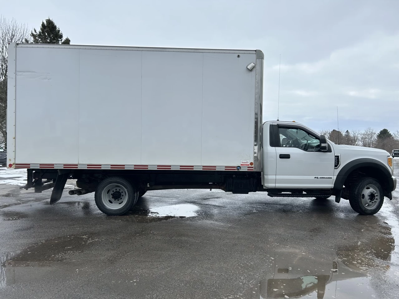 2017 Ford Super Duty F-550 DRW XLT Main Image