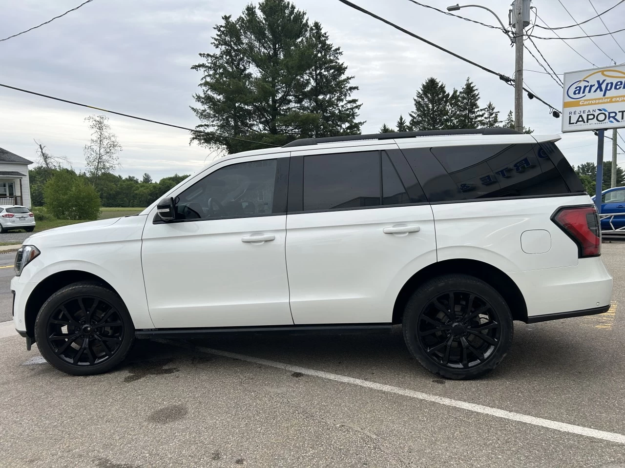 2021 Ford Expedition Limited Main Image