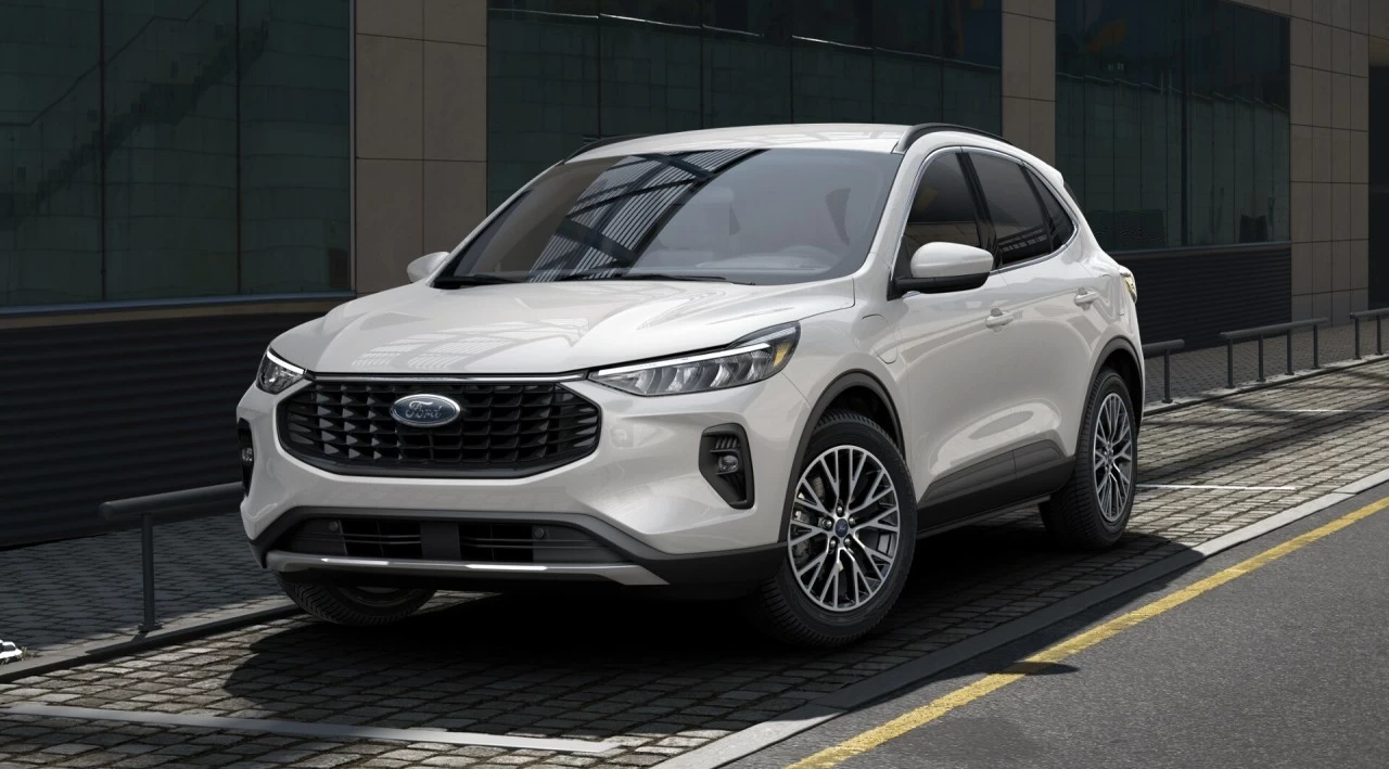 2025 Ford Escape PHEV Main Image