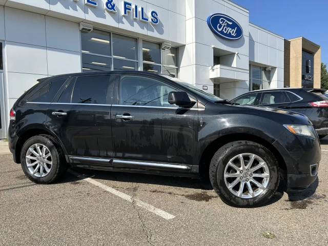 Lincoln MKX AWD 4dr 2011