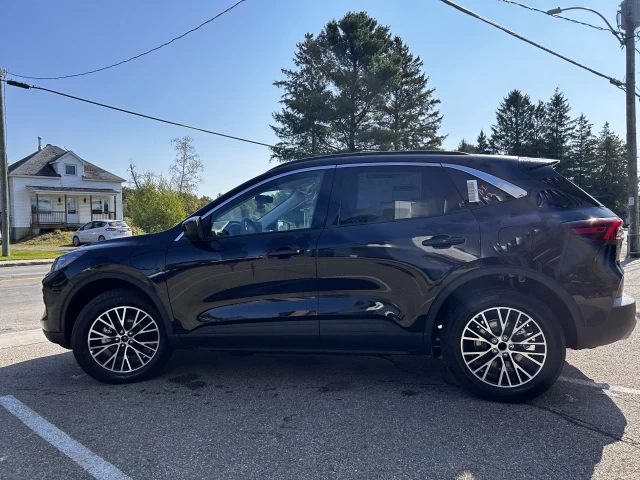 Ford Escape PHEV 2024